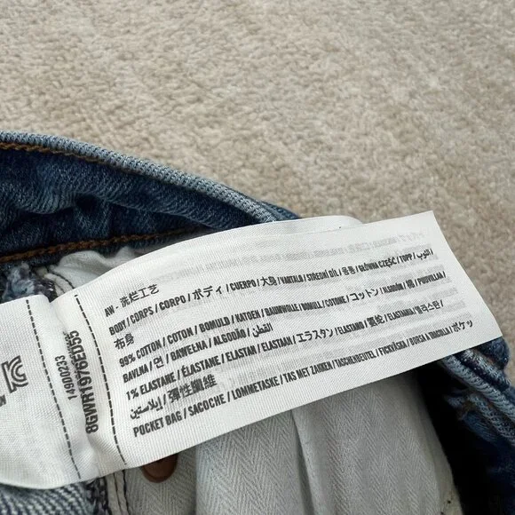 Abercrombie & Fitch Curve Love 4" High Rise Mom Jeans Denim Shorts 29/8 Blue - Picture 9 of 9